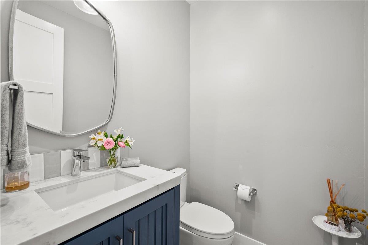 Detail Gallery Image 31 of 73 For 115 Wika Ranch Ct, Redwood City,  CA 94062 - 5 Beds | 4/1 Baths