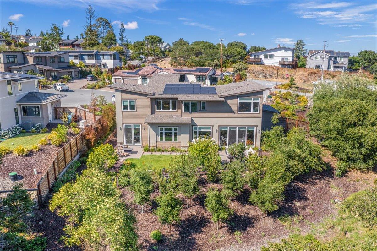 Detail Gallery Image 68 of 73 For 115 Wika Ranch Ct, Redwood City,  CA 94062 - 5 Beds | 4/1 Baths