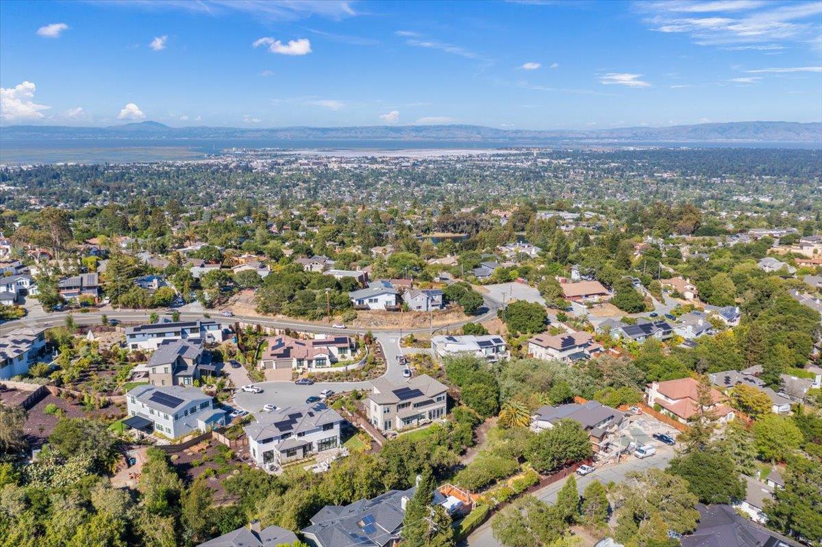 Detail Gallery Image 70 of 73 For 115 Wika Ranch Ct, Redwood City,  CA 94062 - 5 Beds | 4/1 Baths