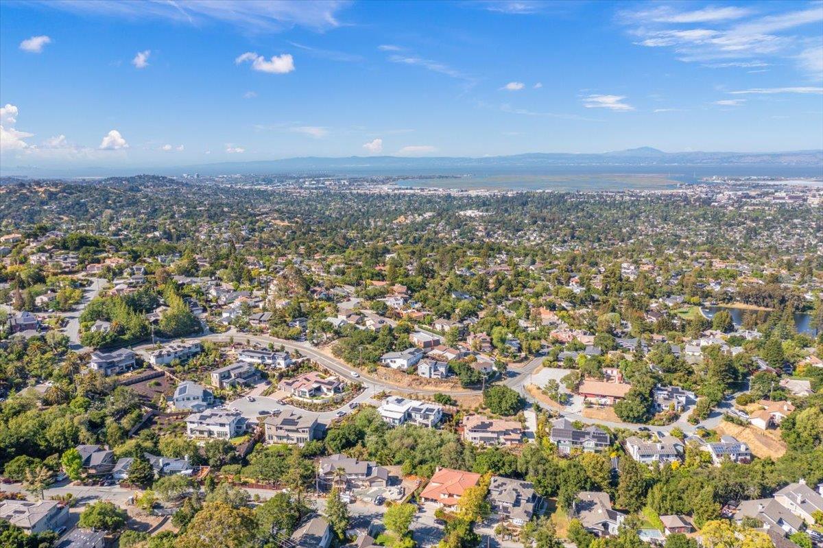 Detail Gallery Image 72 of 73 For 115 Wika Ranch Ct, Redwood City,  CA 94062 - 5 Beds | 4/1 Baths