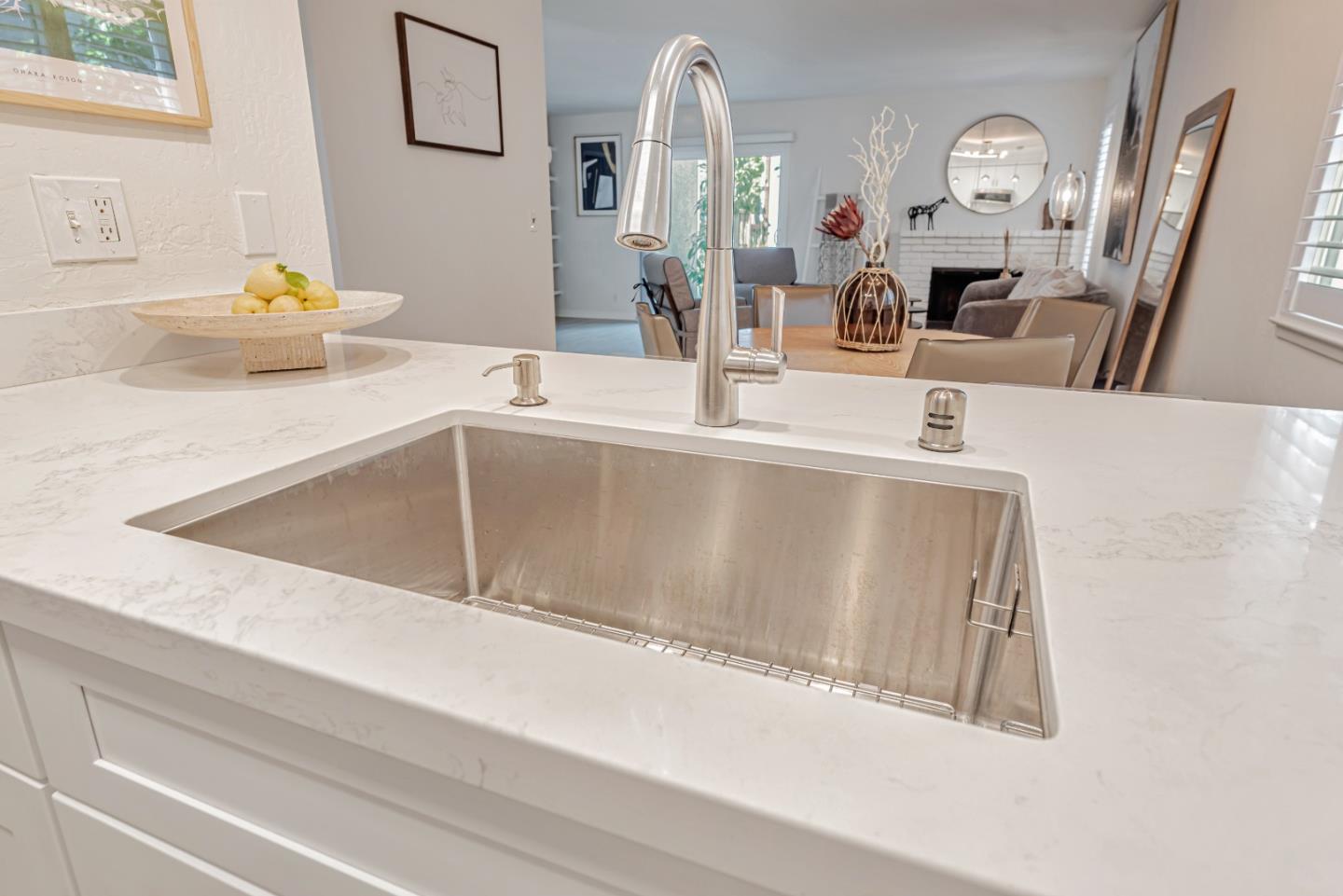 Detail Gallery Image 19 of 42 For 3470 Lapridge Ln, San Jose,  CA 95124 - 3 Beds | 2 Baths