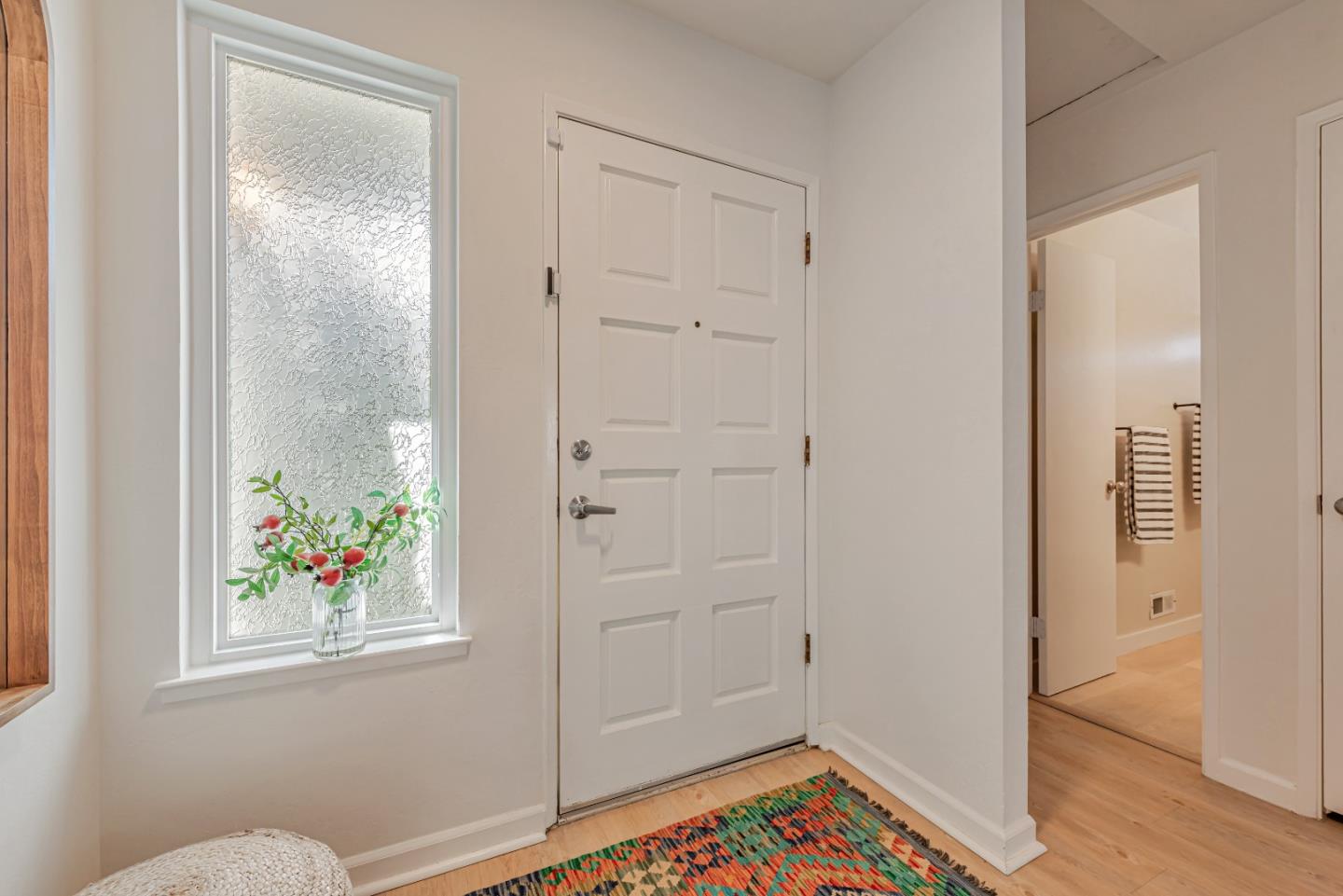 Detail Gallery Image 6 of 42 For 3470 Lapridge Ln, San Jose,  CA 95124 - 3 Beds | 2 Baths
