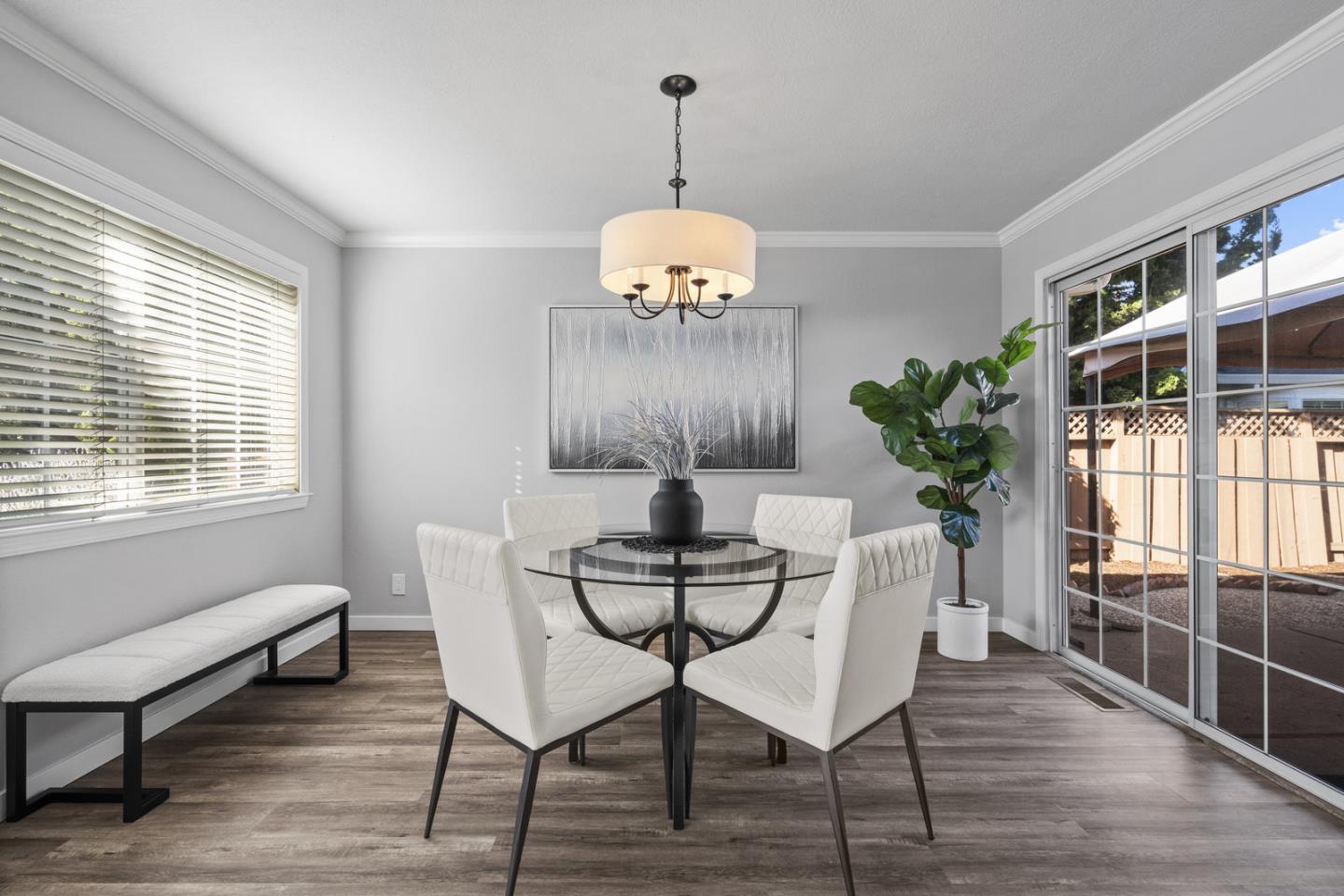 Detail Gallery Image 4 of 14 For 1051 Dale Ave, Mountain View,  CA 94040 - – Beds | – Baths