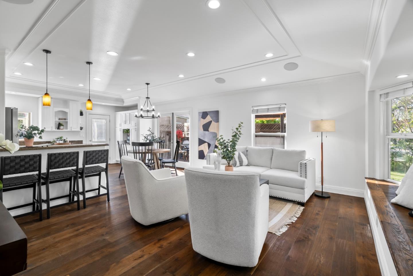 Detail Gallery Image 2 of 41 For 1425 Walnut Grove Ave, San Jose,  CA 95126 - 3 Beds | 2 Baths