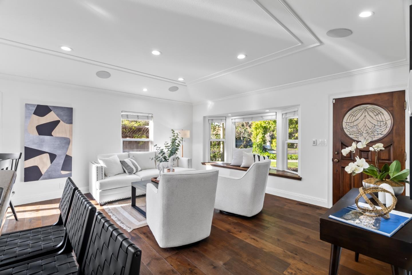 Detail Gallery Image 3 of 41 For 1425 Walnut Grove Ave, San Jose,  CA 95126 - 3 Beds | 2 Baths
