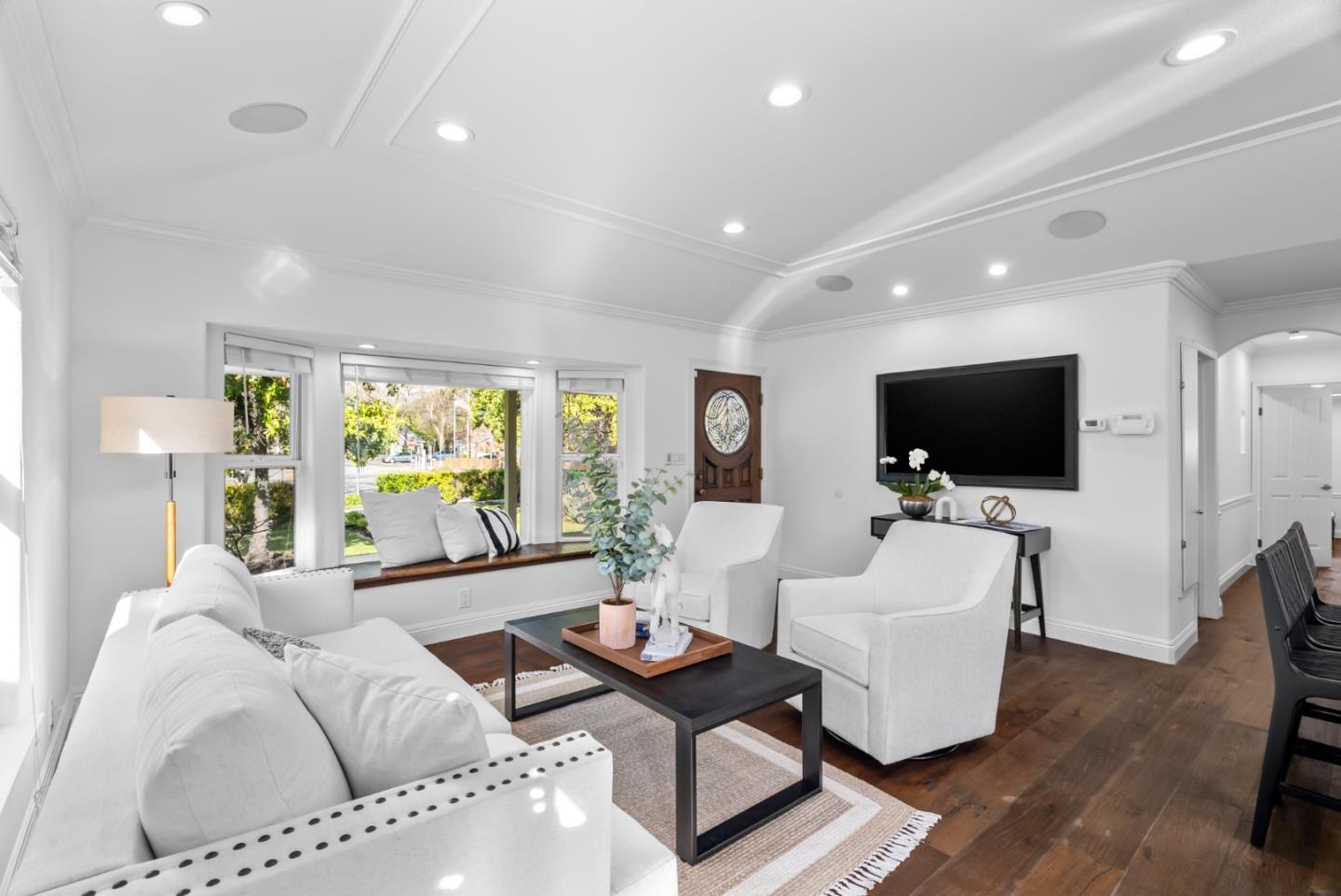 Detail Gallery Image 4 of 41 For 1425 Walnut Grove Ave, San Jose,  CA 95126 - 3 Beds | 2 Baths