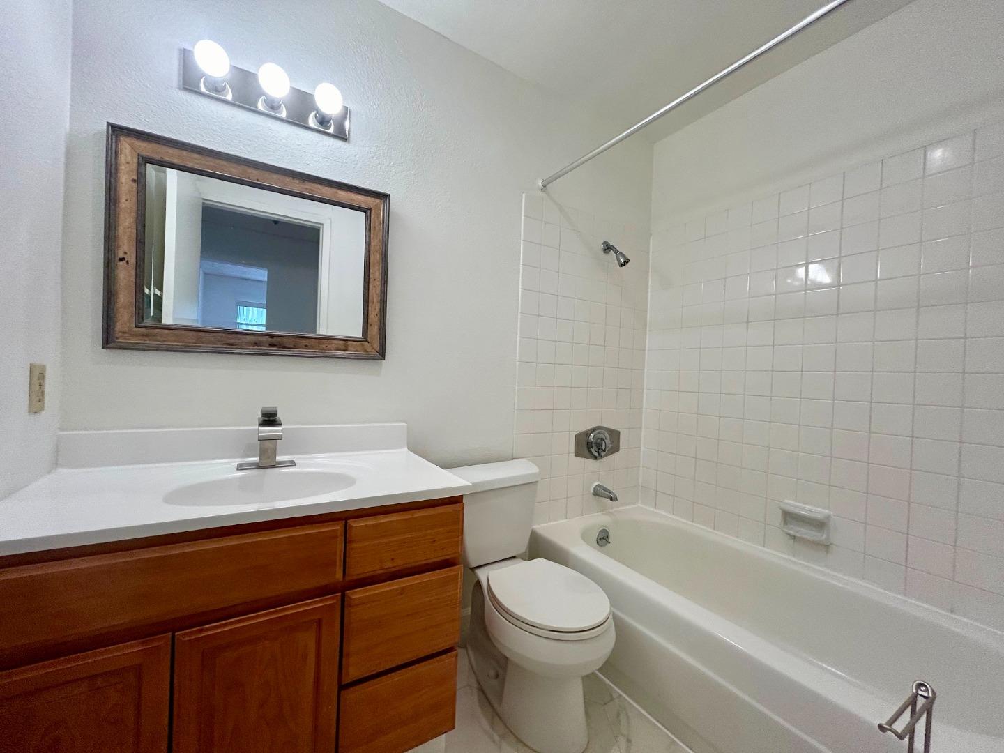 Detail Gallery Image 5 of 13 For 397 Imperial Way #147,  Daly City,  CA 94015 - 0 Beds | 1 Baths