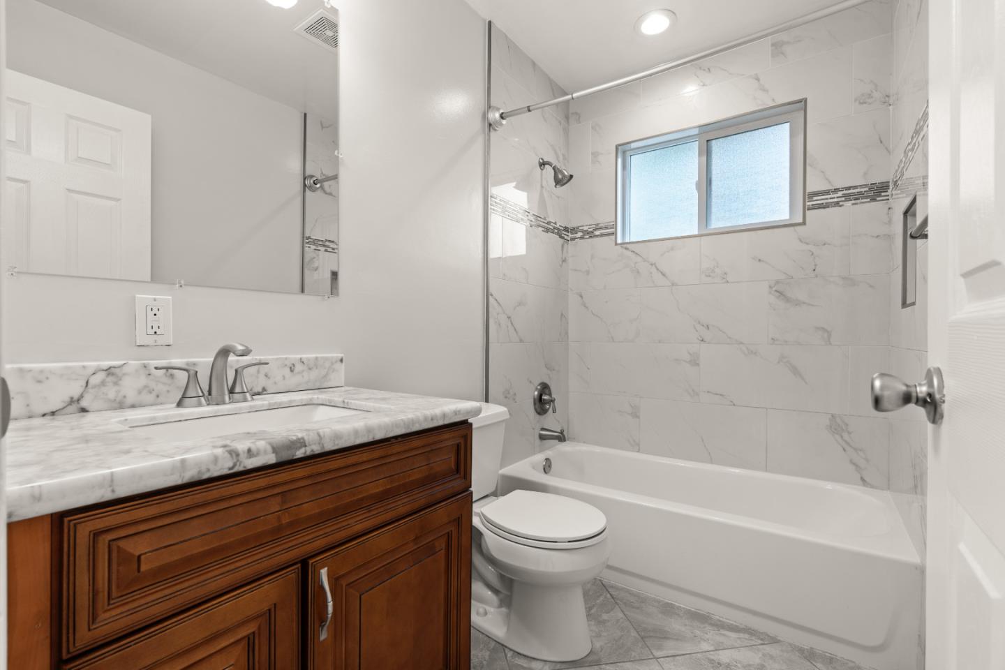 Detail Gallery Image 16 of 22 For 111 N San Tomas Aquino Rd, Campbell,  CA 95008 - 3 Beds | 2 Baths