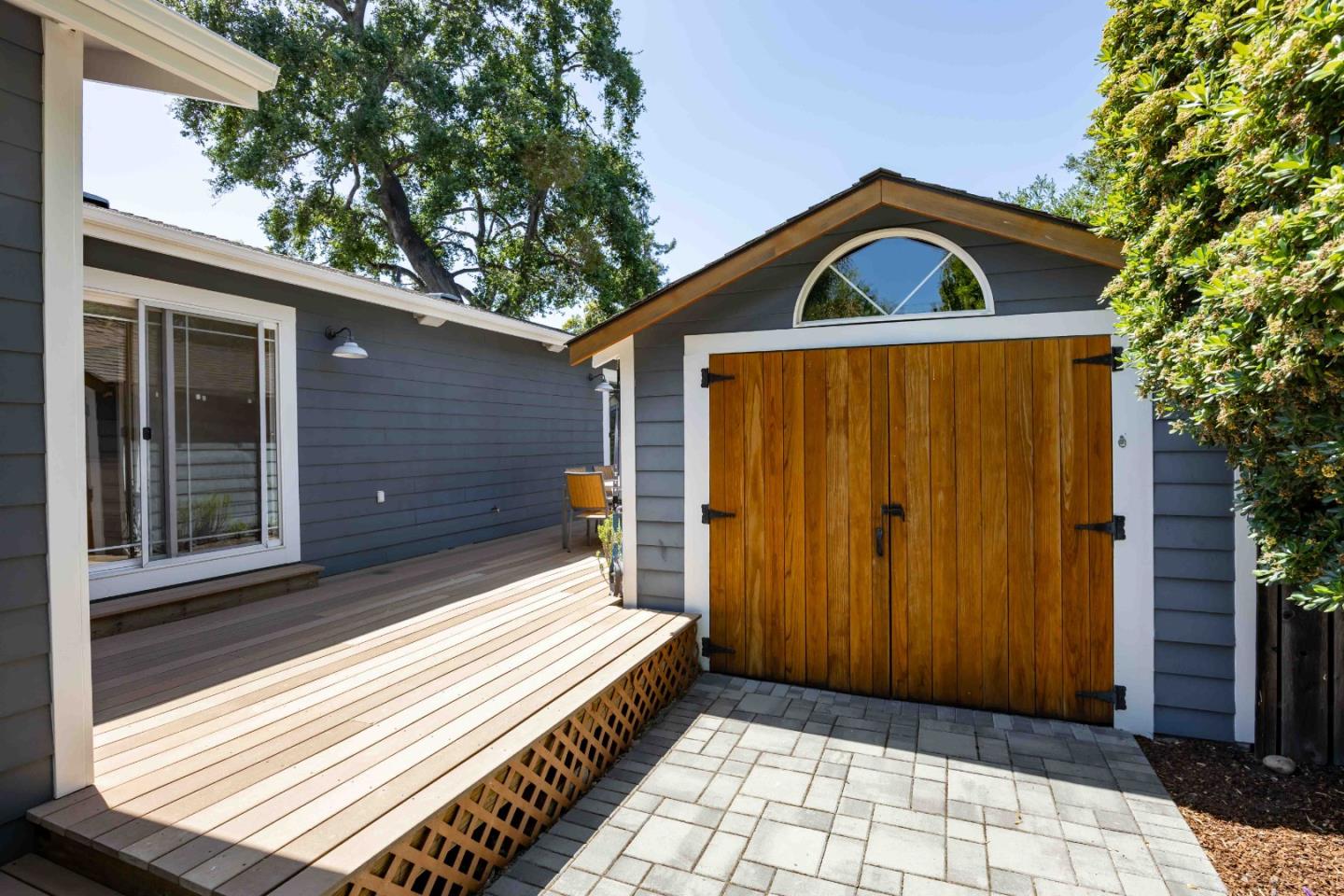 Detail Gallery Image 23 of 24 For 638 Mountain View Ave, Mountain View,  CA 94041 - 4 Beds | 3 Baths