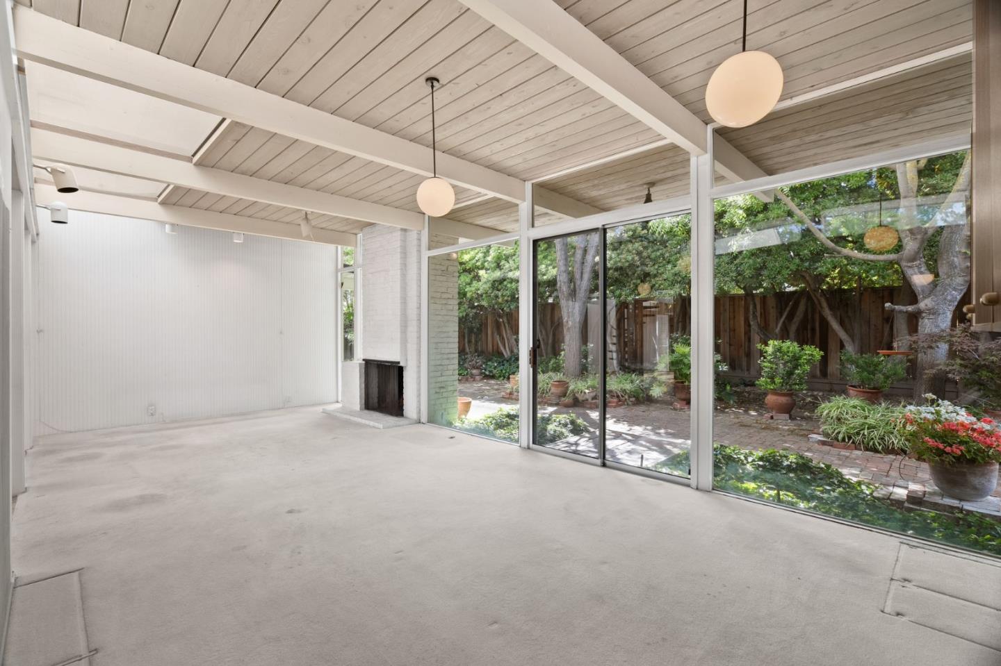 Detail Gallery Image 11 of 41 For 1736 Frobisher Way, San Jose,  CA 95124 - 4 Beds | 2 Baths