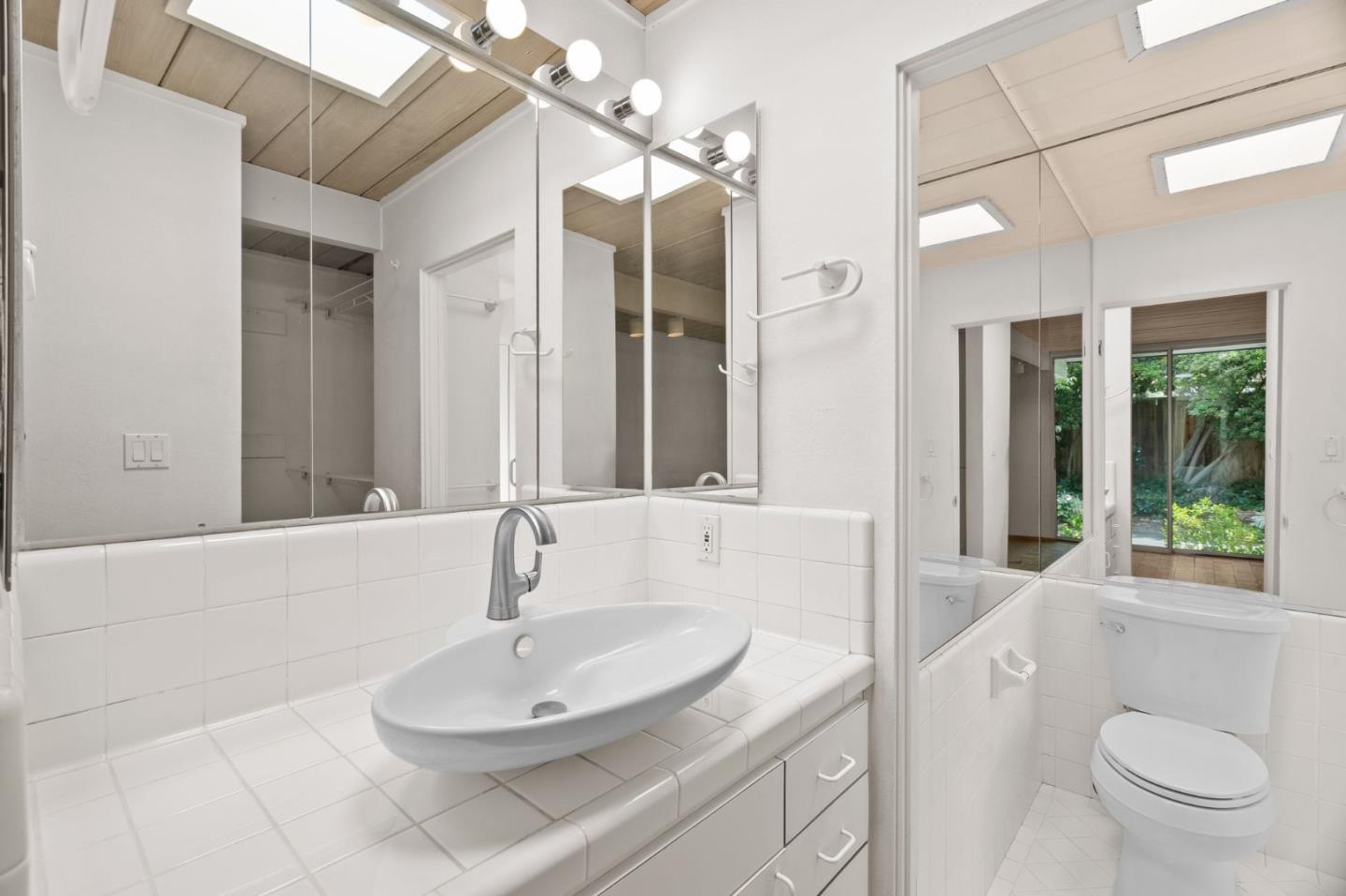 Detail Gallery Image 25 of 41 For 1736 Frobisher Way, San Jose,  CA 95124 - 4 Beds | 2 Baths