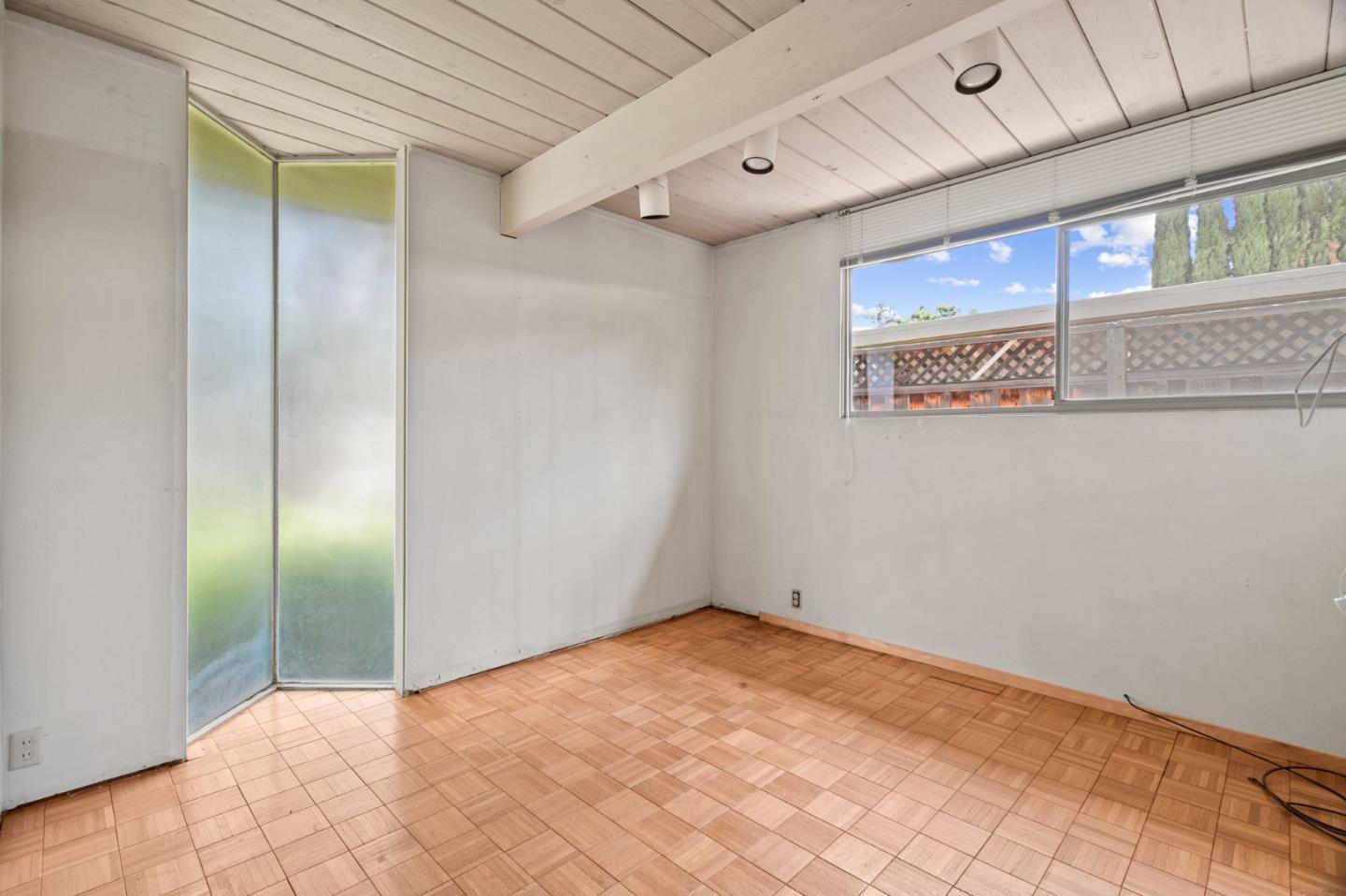 Detail Gallery Image 30 of 41 For 1736 Frobisher Way, San Jose,  CA 95124 - 4 Beds | 2 Baths