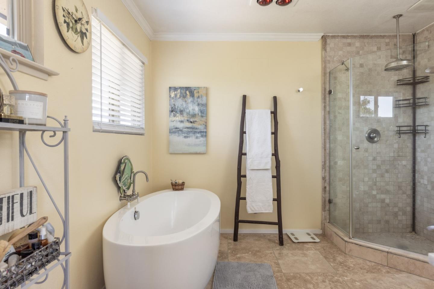 Detail Gallery Image 19 of 28 For 34998 Sky Ranch Rd, Carmel Valley,  CA 93924 - 4 Beds | 2 Baths