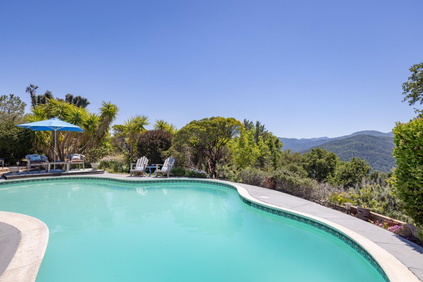 Detail Gallery Image 6 of 28 For 34998 Sky Ranch Rd, Carmel Valley,  CA 93924 - 4 Beds | 2 Baths
