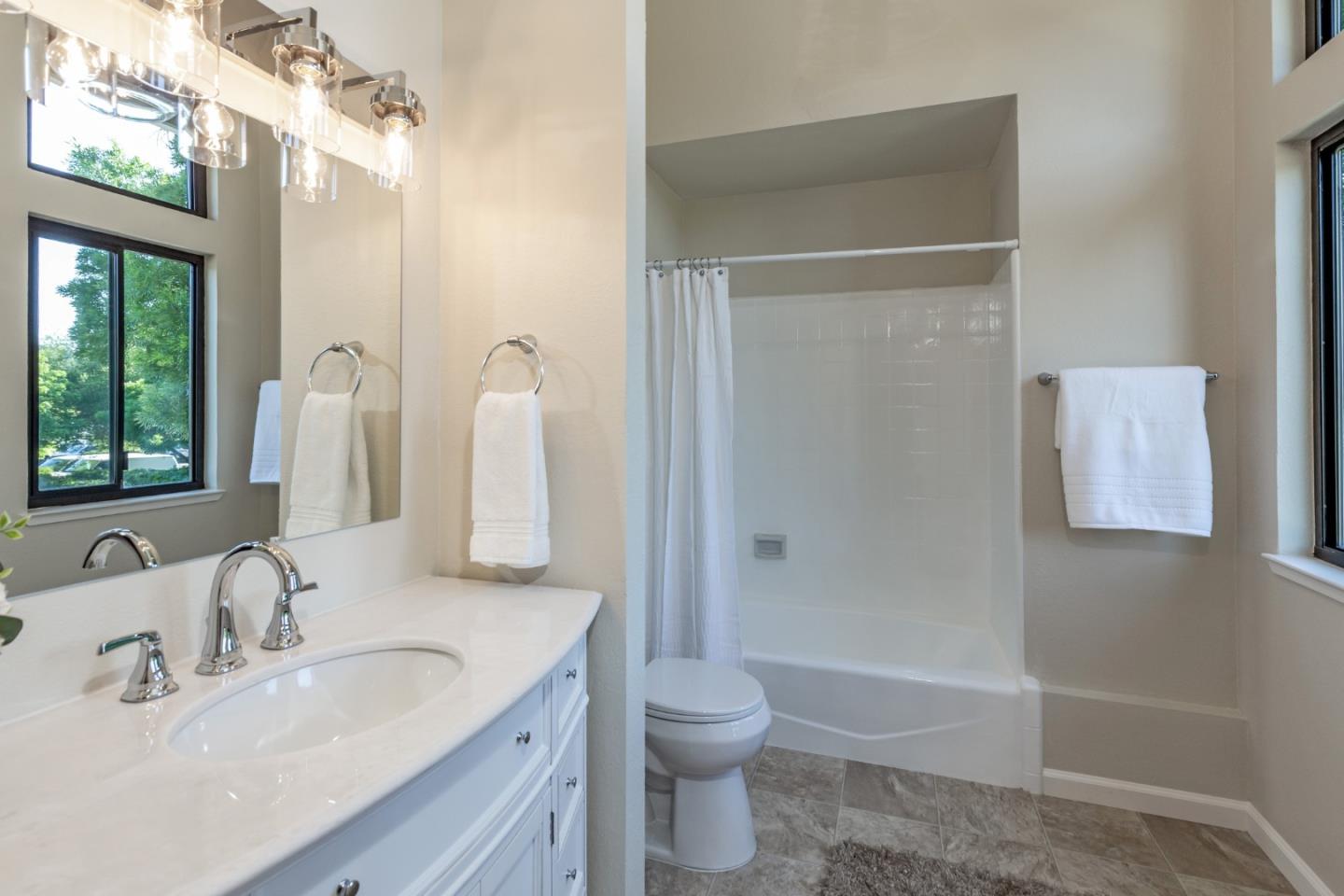 Detail Gallery Image 18 of 39 For 283 De Soto Dr, Los Gatos,  CA 95032 - 2 Beds | 2/1 Baths