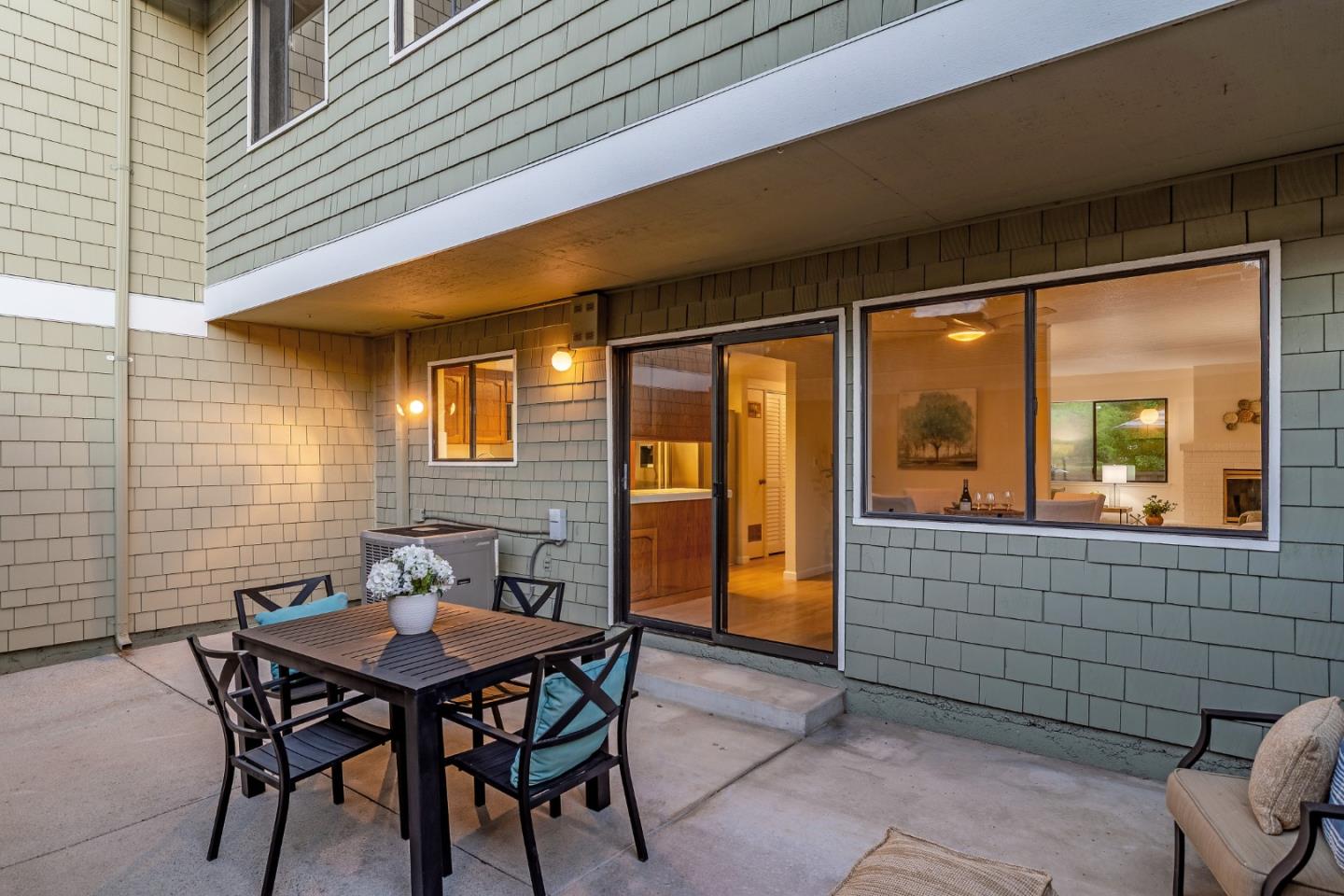 Detail Gallery Image 35 of 39 For 283 De Soto Dr, Los Gatos,  CA 95032 - 2 Beds | 2/1 Baths