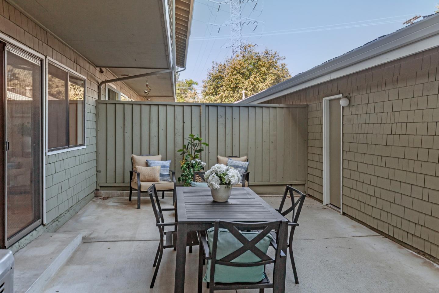 Detail Gallery Image 36 of 39 For 283 De Soto Dr, Los Gatos,  CA 95032 - 2 Beds | 2/1 Baths