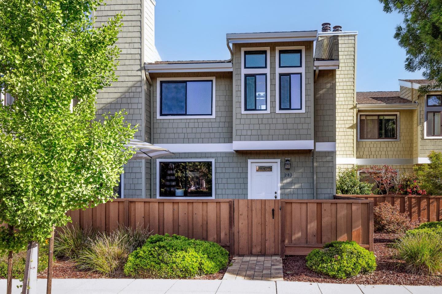 Detail Gallery Image 5 of 39 For 283 De Soto Dr, Los Gatos,  CA 95032 - 2 Beds | 2/1 Baths