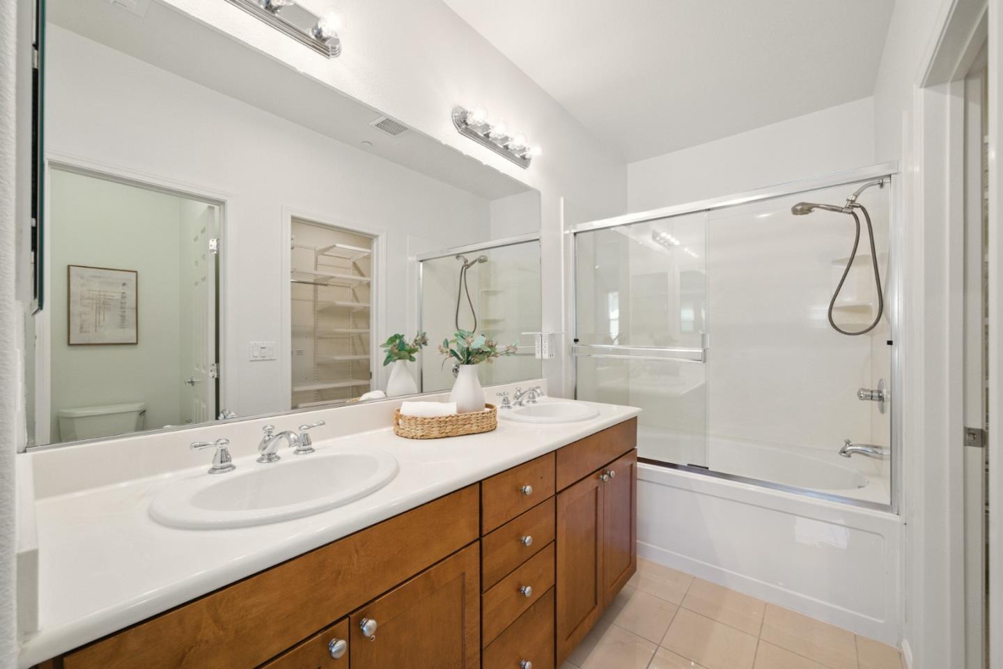 Detail Gallery Image 20 of 43 For 481 Tristania Ter, Sunnyvale,  CA 94086 - 2 Beds | 2 Baths