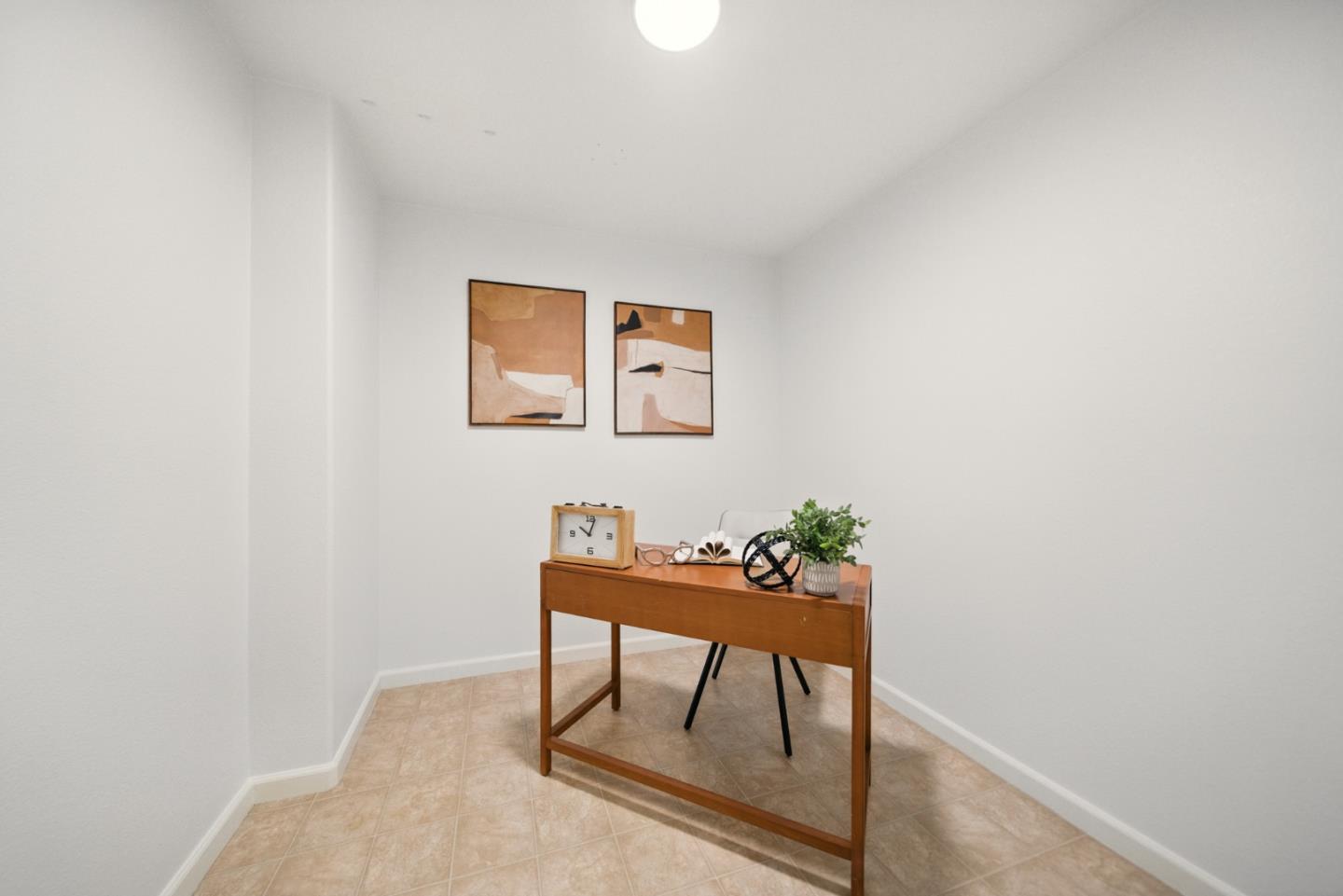 Detail Gallery Image 6 of 43 For 481 Tristania Ter, Sunnyvale,  CA 94086 - 2 Beds | 2 Baths