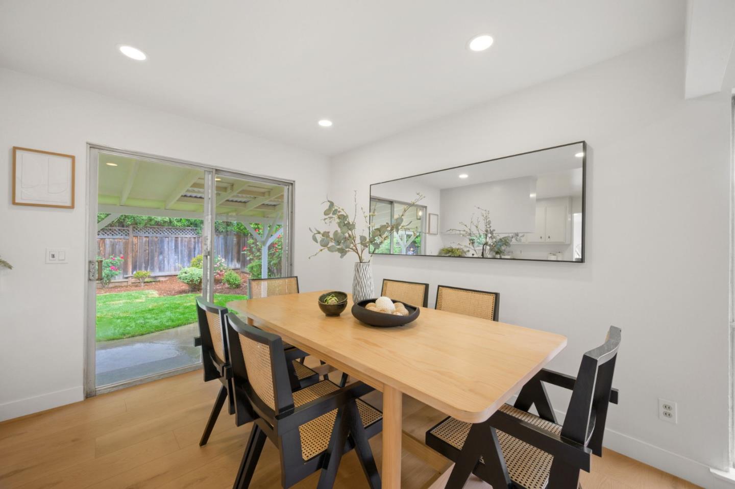 Detail Gallery Image 16 of 53 For 5589 Ora St, San Jose,  CA 95129 - 5 Beds | 2/1 Baths