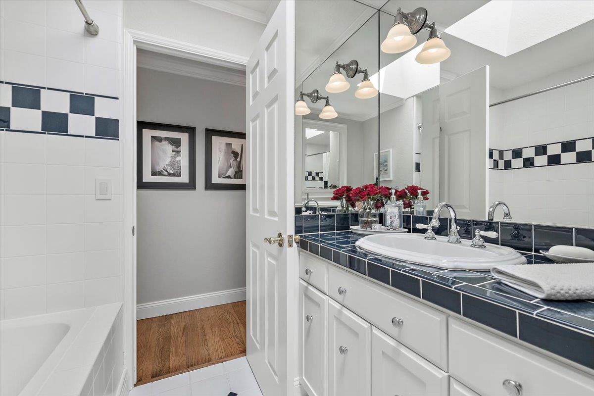 Detail Gallery Image 15 of 28 For 1826 Harris Ave, San Jose,  CA 95124 - 4 Beds | 2 Baths