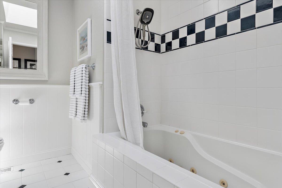 Detail Gallery Image 16 of 28 For 1826 Harris Ave, San Jose,  CA 95124 - 4 Beds | 2 Baths
