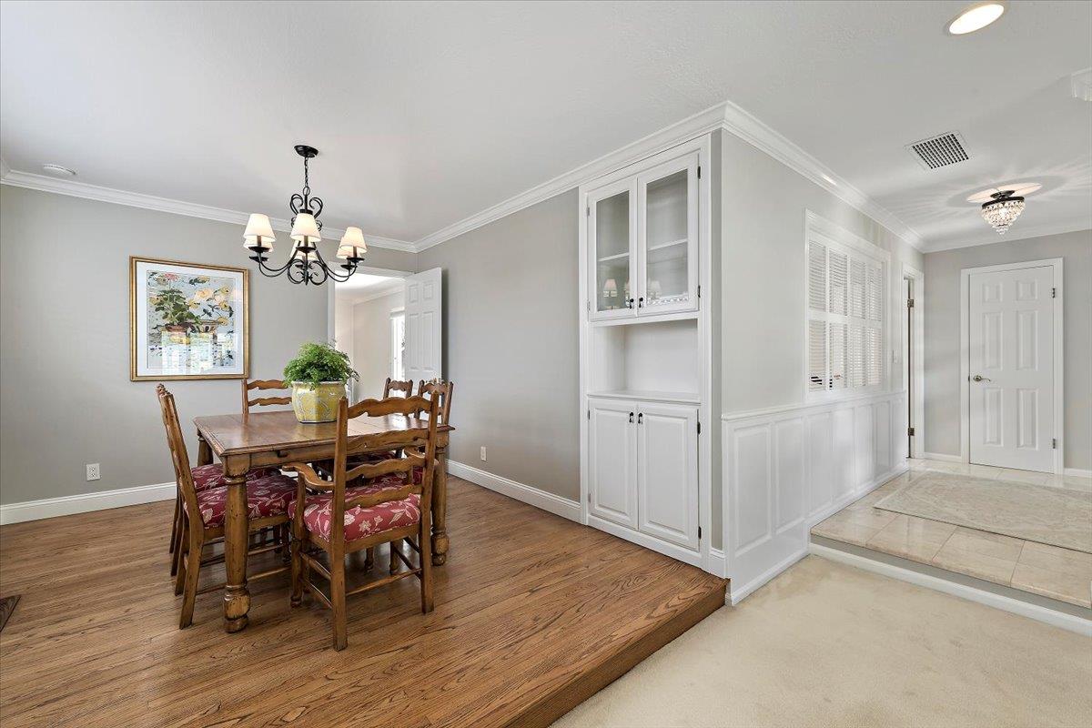 Detail Gallery Image 8 of 28 For 1826 Harris Ave, San Jose,  CA 95124 - 4 Beds | 2 Baths