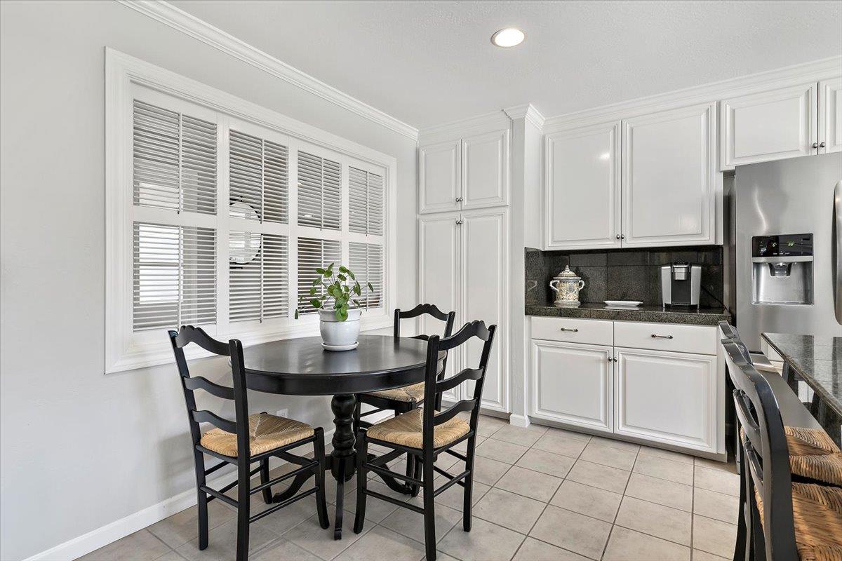 Detail Gallery Image 9 of 28 For 1826 Harris Ave, San Jose,  CA 95124 - 4 Beds | 2 Baths