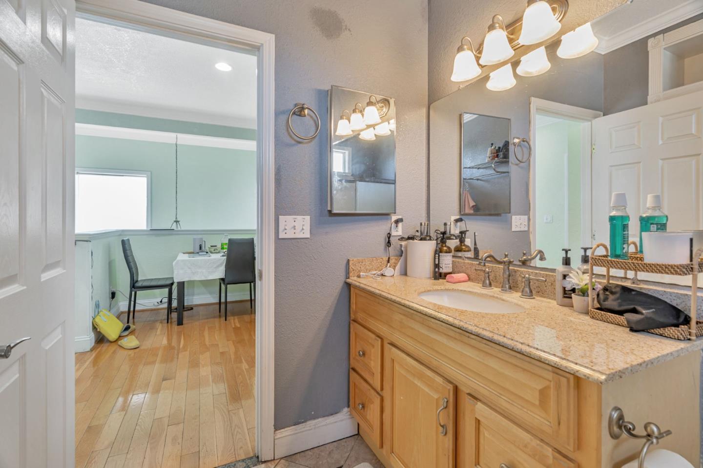 Detail Gallery Image 11 of 24 For 286 N 24th St, San Jose,  CA 95116 - 4 Beds | 3 Baths