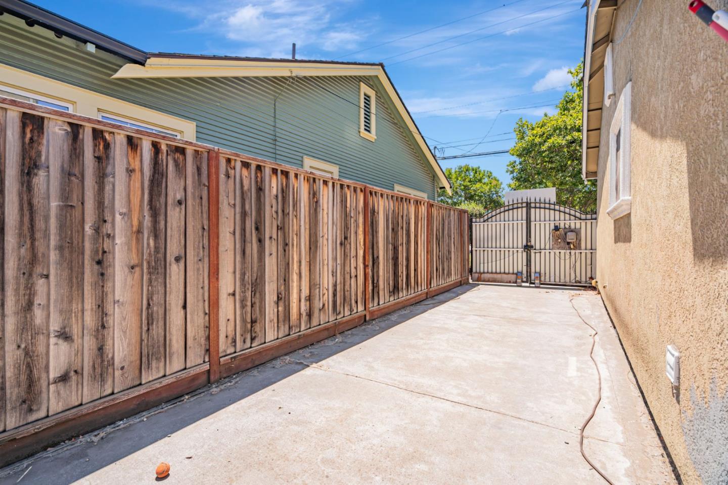 Detail Gallery Image 17 of 24 For 286 N 24th St, San Jose,  CA 95116 - 4 Beds | 3 Baths