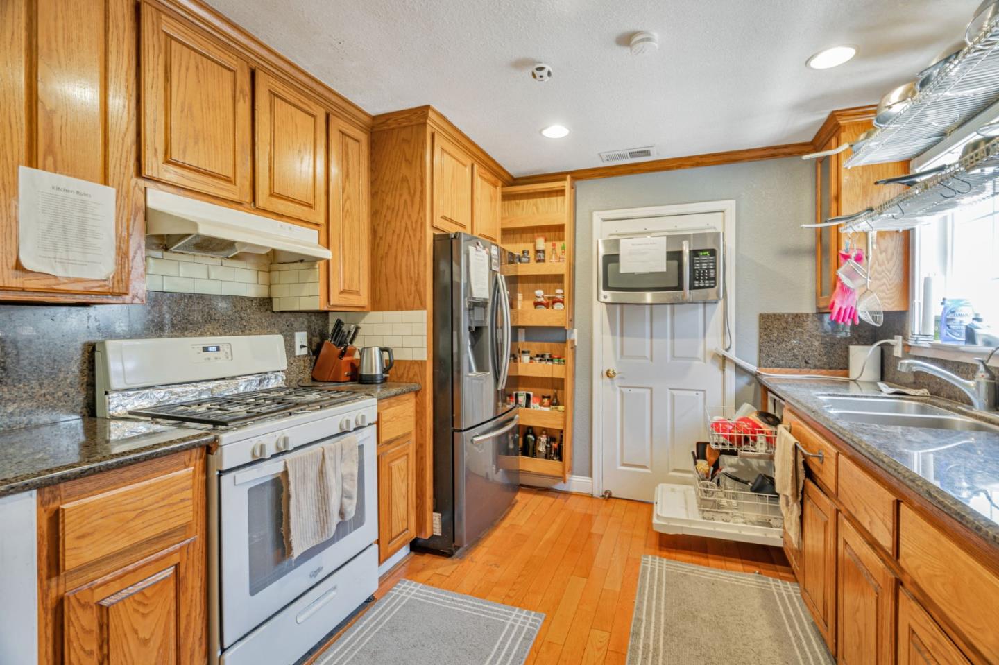 Detail Gallery Image 6 of 24 For 286 N 24th St, San Jose,  CA 95116 - 4 Beds | 3 Baths