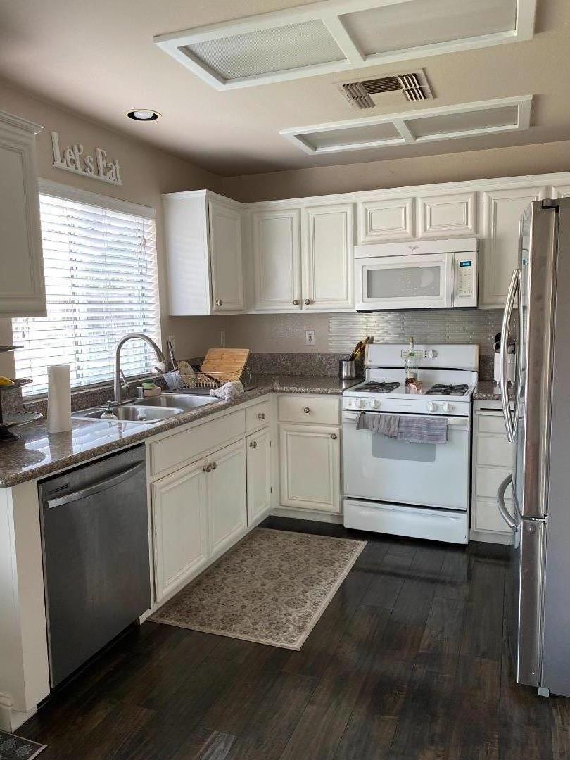 Detail Gallery Image 5 of 8 For 5391 Rockwood Cir, Stockton,  CA 95219 - 4 Beds | 3 Baths