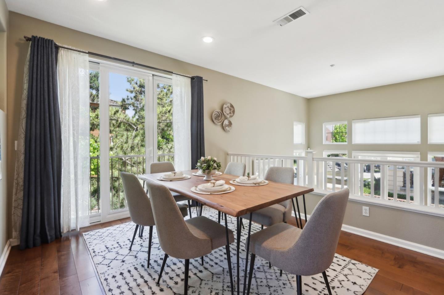 Detail Gallery Image 8 of 43 For 4496 Headen Way, Santa Clara,  CA 95054 - 3 Beds | 2/1 Baths