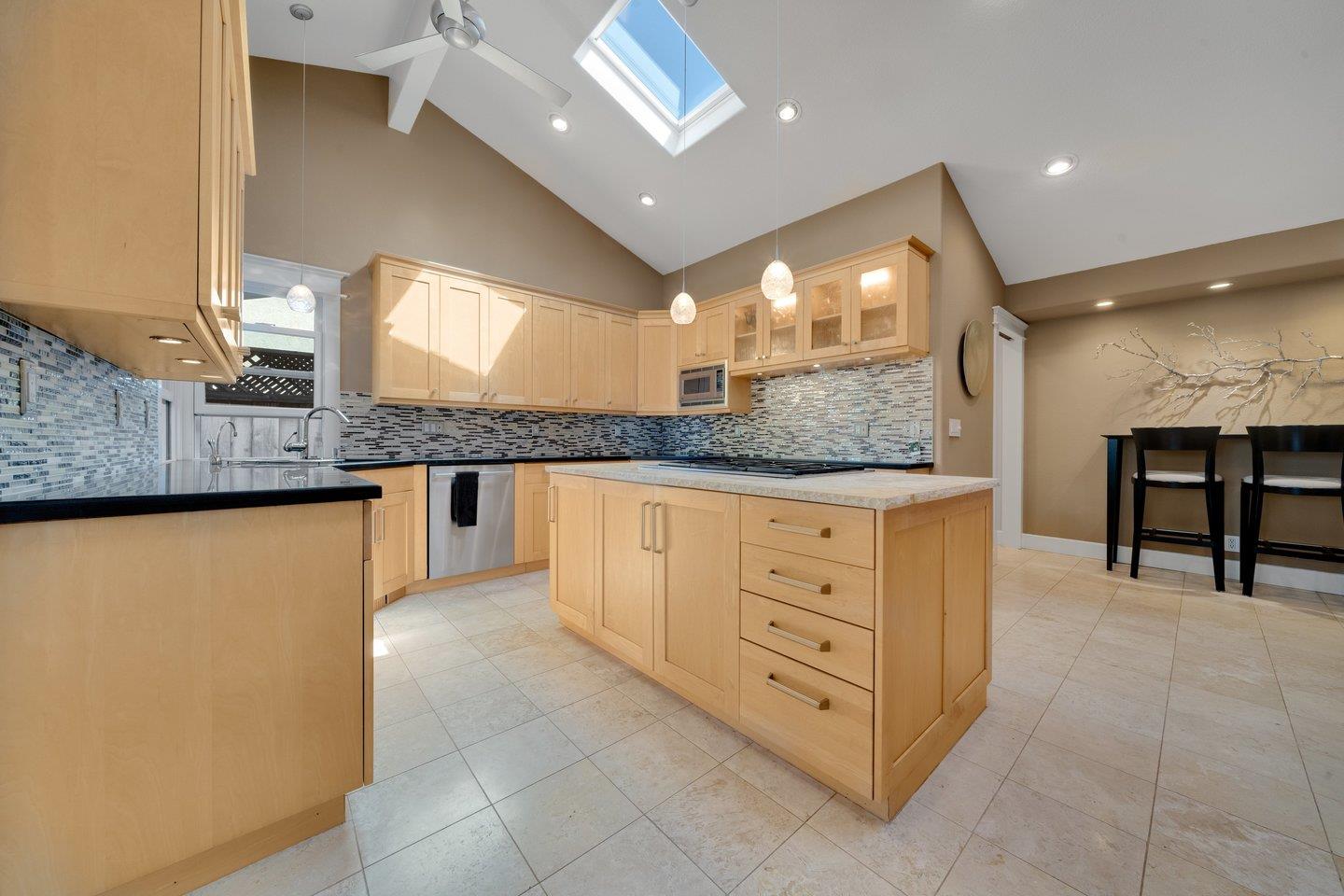 Detail Gallery Image 16 of 43 For 1155 via Jose, San Jose,  CA 95120 - 4 Beds | 2/1 Baths