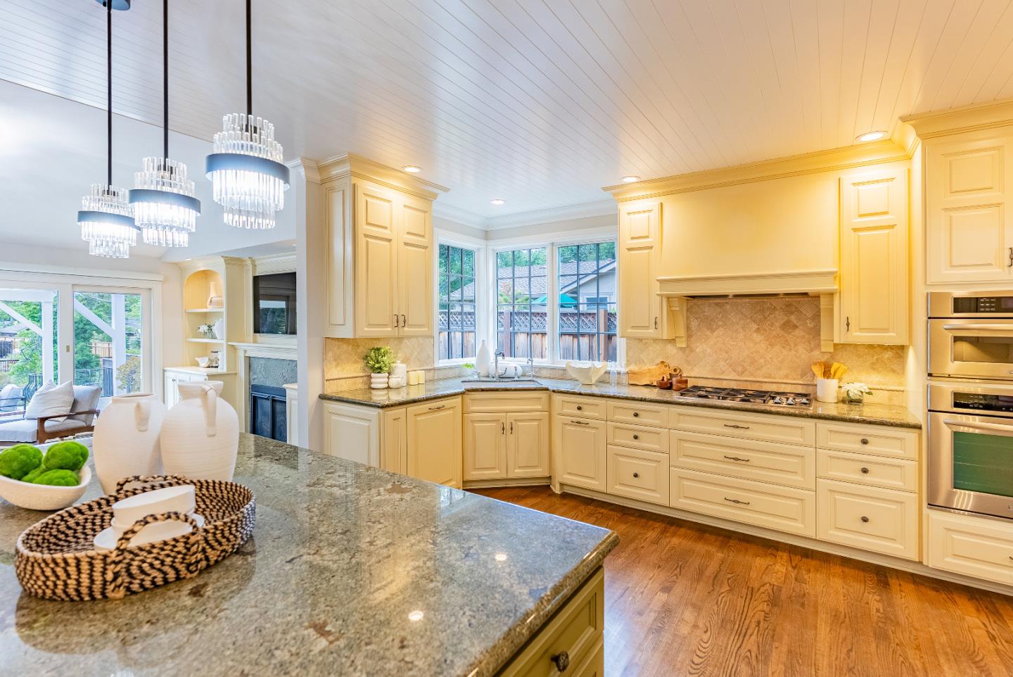 Detail Gallery Image 13 of 58 For 10421 Phar Lap Dr, Cupertino,  CA 95014 - 5 Beds | 3 Baths