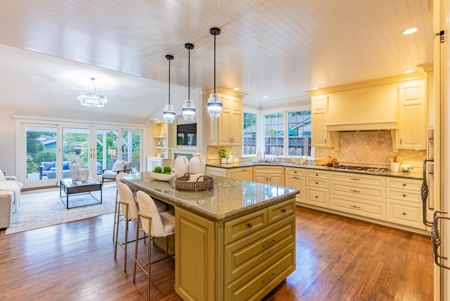 Detail Gallery Image 19 of 58 For 10421 Phar Lap Dr, Cupertino,  CA 95014 - 5 Beds | 3 Baths