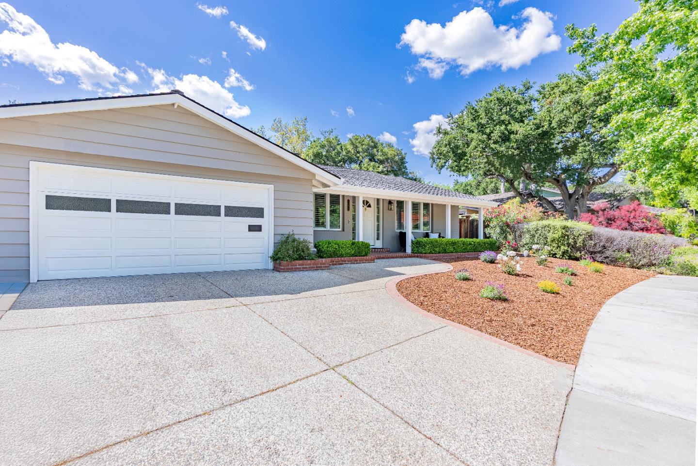 Detail Gallery Image 3 of 58 For 10421 Phar Lap Dr, Cupertino,  CA 95014 - 5 Beds | 3 Baths