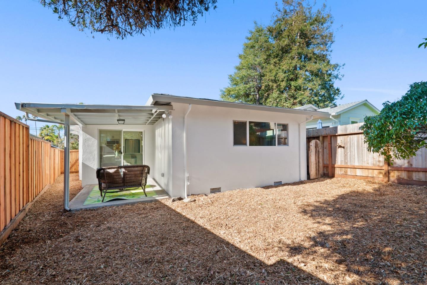 Detail Gallery Image 18 of 26 For 212 Roberts St, Santa Cruz,  CA 95060 - 2 Beds | 1 Baths