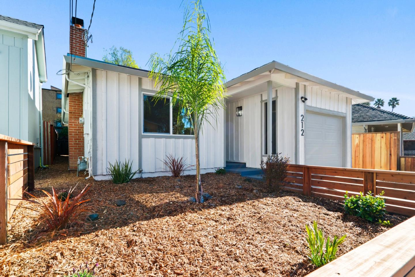 Detail Gallery Image 24 of 26 For 212 Roberts St, Santa Cruz,  CA 95060 - 2 Beds | 1 Baths