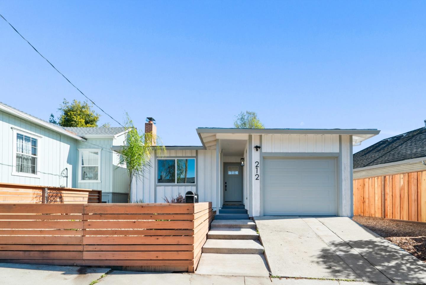 Detail Gallery Image 25 of 26 For 212 Roberts St, Santa Cruz,  CA 95060 - 2 Beds | 1 Baths