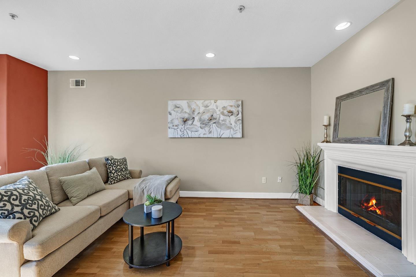 Detail Gallery Image 19 of 32 For 3246 21st St #1,  San Francisco,  CA 94110 - 3 Beds | 2 Baths