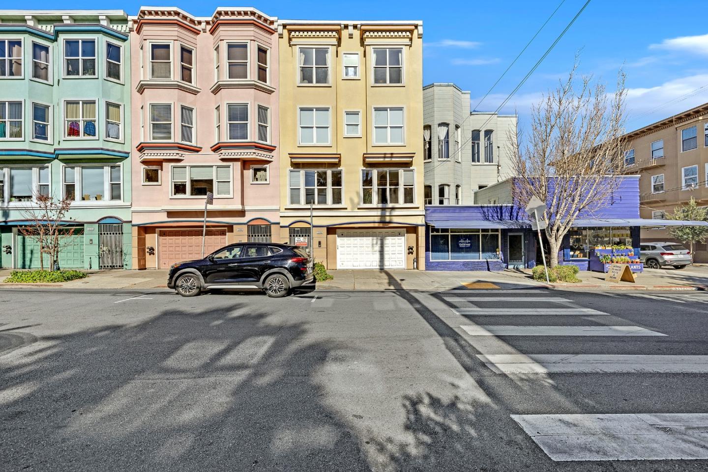 Detail Gallery Image 2 of 32 For 3246 21st St #1,  San Francisco,  CA 94110 - 3 Beds | 2 Baths
