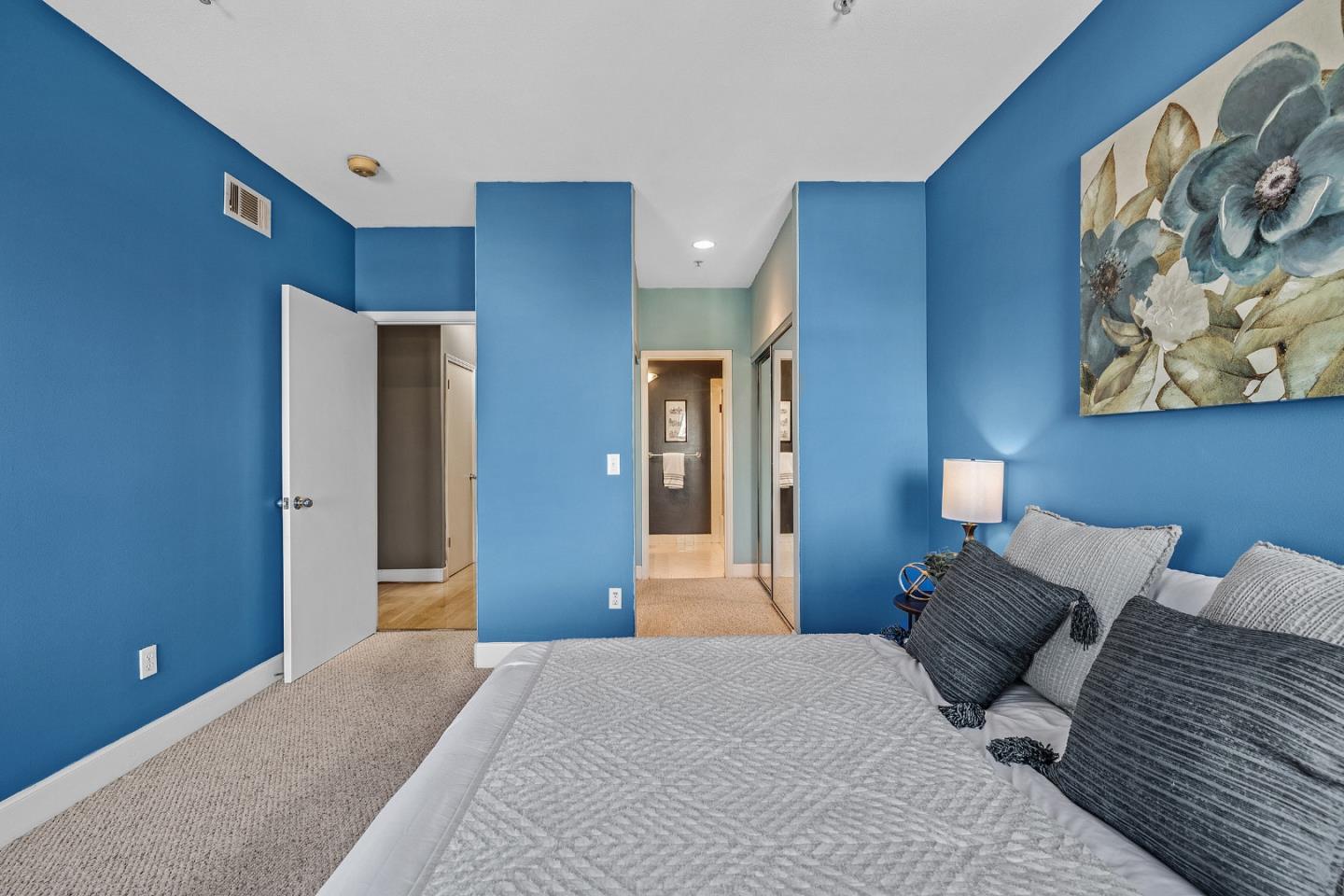 Detail Gallery Image 27 of 32 For 3246 21st St #1,  San Francisco,  CA 94110 - 3 Beds | 2 Baths