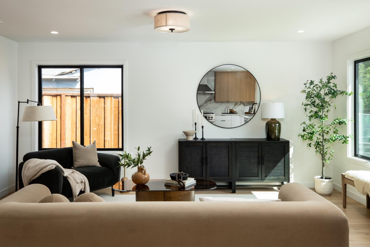 Detail Gallery Image 4 of 23 For 5193 Dent Ave, San Jose,  CA 95118 - 3 Beds | 2 Baths