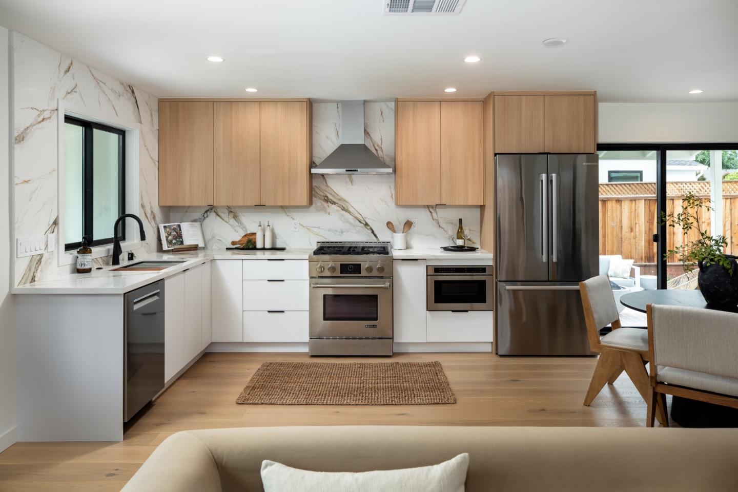 Detail Gallery Image 6 of 23 For 5193 Dent Ave, San Jose,  CA 95118 - 3 Beds | 2 Baths