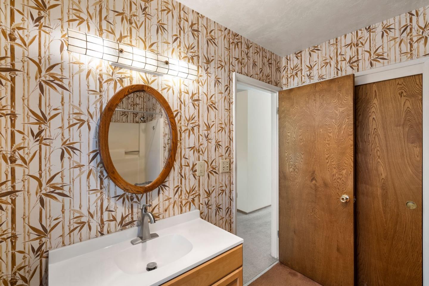 Detail Gallery Image 32 of 74 For 24401 Summerhill Ave, Los Altos,  CA 94024 - 4 Beds | 2 Baths