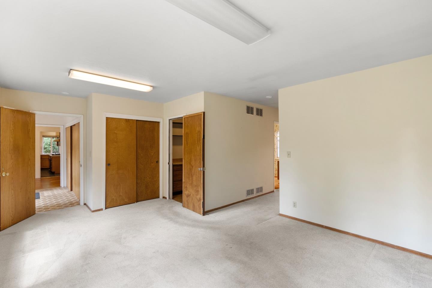 Detail Gallery Image 40 of 74 For 24401 Summerhill Ave, Los Altos,  CA 94024 - 4 Beds | 2 Baths