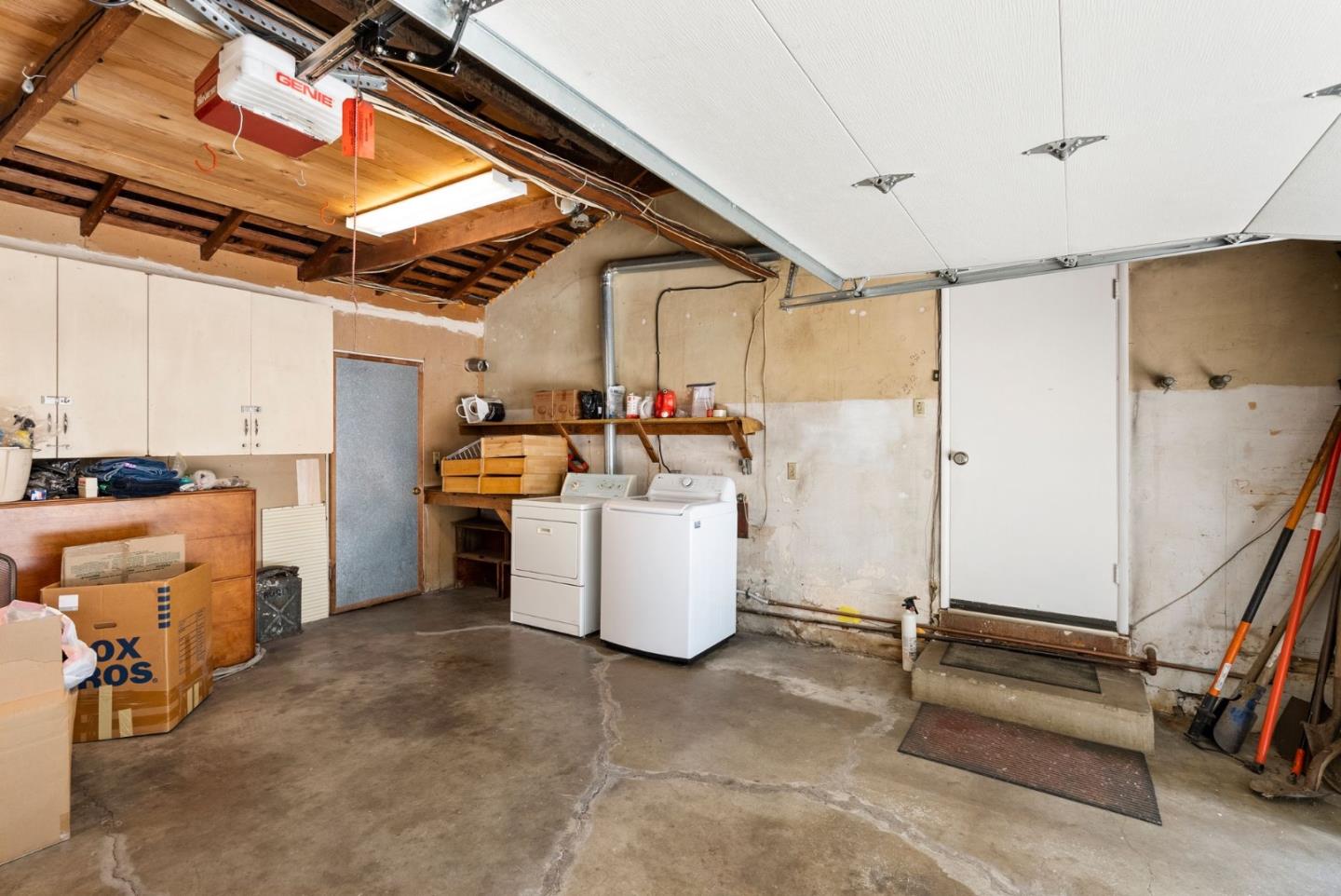 Detail Gallery Image 56 of 74 For 24401 Summerhill Ave, Los Altos,  CA 94024 - 4 Beds | 2 Baths