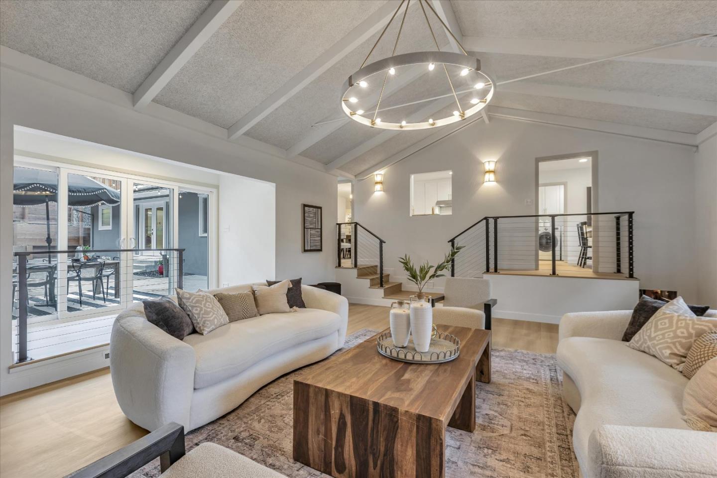 Detail Gallery Image 12 of 89 For 2845 Brittan Ave, San Carlos,  CA 94070 - 4 Beds | 2/1 Baths
